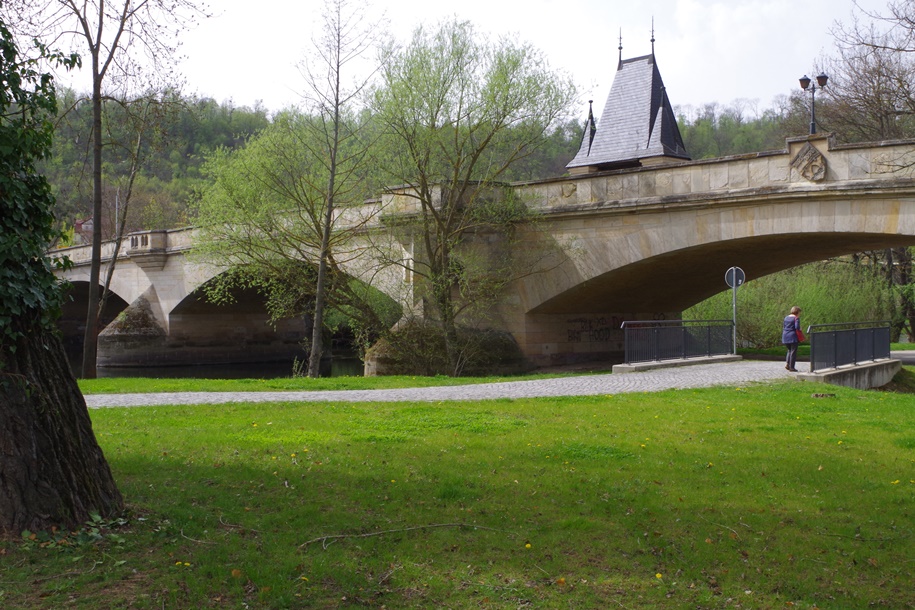 Bild2: Saalebrücke